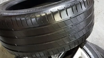 285  40  20  미쉐린 중고 타이어 2본 벤츠GLC 리어 사이즈 / 경기 포천 소흘
