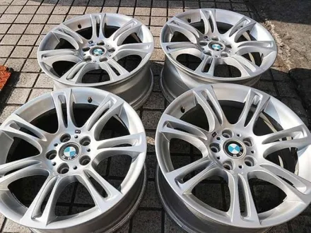 BMW F10 18인치 350M 휠타이어 정품 79만원  판매합니다 / 경기 포천 소흘