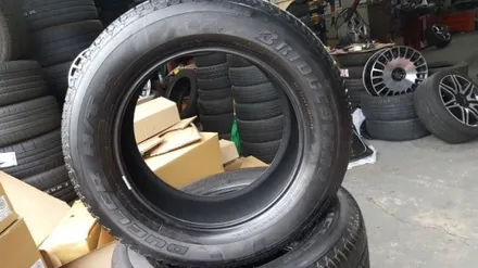 275 60 20 브리지스톤 HT 패턴 완전 신품 수준 입니다 닷지랩 F150 서버벤  사이즈 한대분49만원 / 경기 포천 소흘