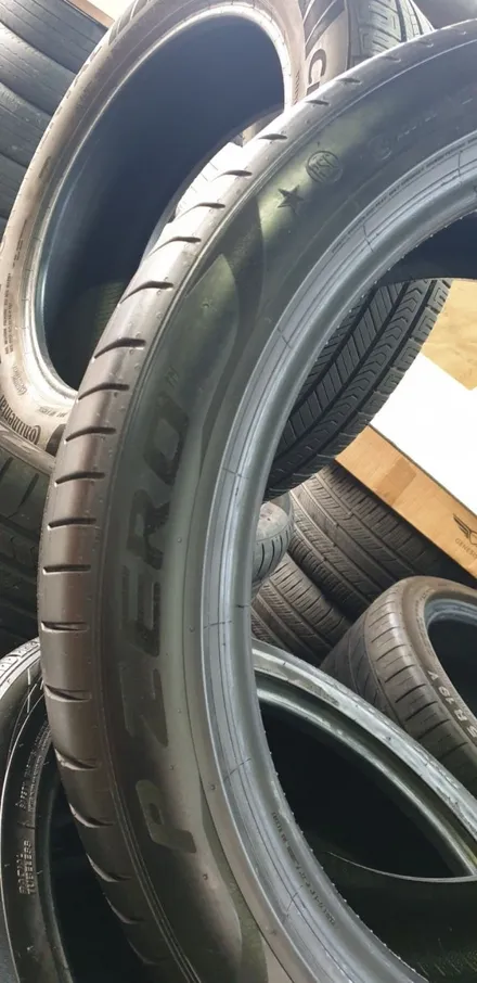 275 40 21 315 35 21 피렐리 피제로 pz4 런플랫 신품수준 임판타이어 BMW X5 X6 순정 별 마킹 한대분 139만원 / 경기 포천 소흘