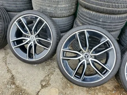 벤츠 CLS 53 AMG 순정 정품 20인치 휠 타이어 한대분 판매합니다  착한가격으로 판매합니다 / 경기 포천 소흘