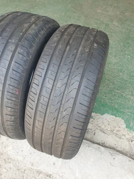 245 45 18 피렐리 P7 신투라토 런플랫 중고 2본 12만원 벤츠E클래스 BMW 5시리즈 순정 oe 타이어 / 경기 포천 소흘