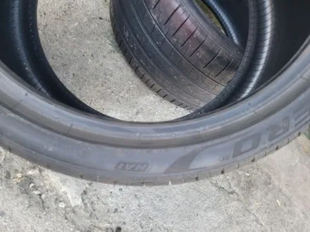 305 30 21 피렐리 피제로 pz4 완전신품급  중고타이어 2본 판매 포르쉐 911 992 타이칸 등등 사이즈 입니다 / 경기 포천 소흘