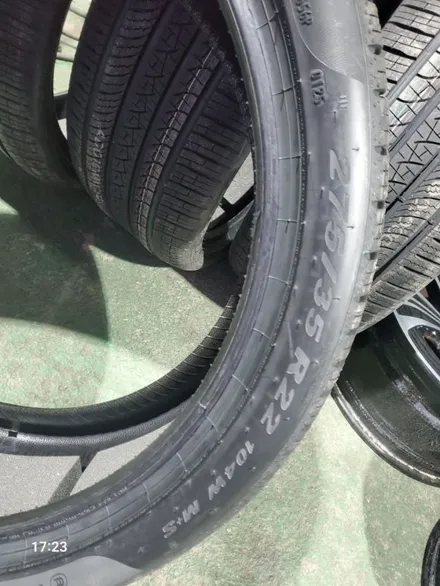 275 35 22 315 30 22 피렐리 피제로 올시즌 앞 새제품 리어 신품급 중고타이어 BMW X5M X6M 벤틀리 컨티넨탈GT 등등 / 경기 포천 소흘