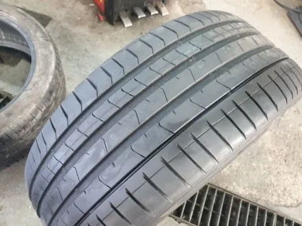 275 40 22 피렐리 뉴피제로 PZ4 고성능 타이어  BMW  X7 순정타이어 입니다 중고 2본 판매합니다 / 경기 포천 소흘