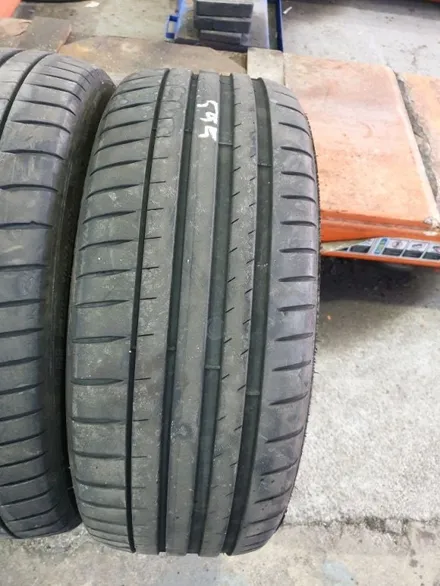 225 45 18 미쉐린타이어 스포츠4 ZP 중고타이어 BMW 3.4시리즈 순정타이어 입니다 / 경기 포천 소흘