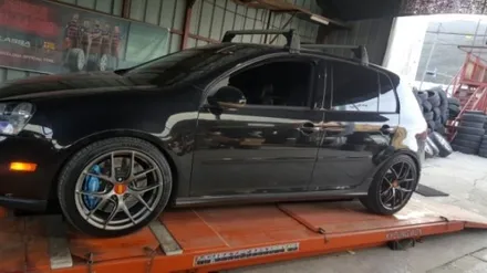 BBS CIR 중고 골프 시로코아우디 18인치 중고 입니다 코란도c 장착가능 / 경기 포천 소흘