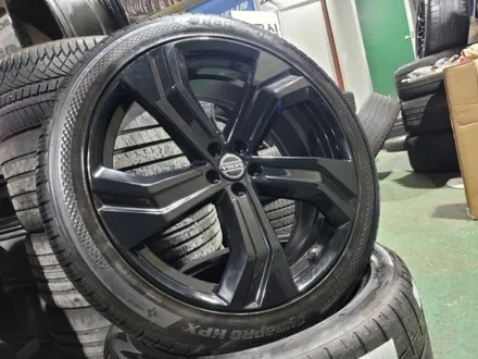 볼보 XC90 T8 에디션 순정 정품 22인치 휠타이어 한대분 착한가격으로 판매합니다 / 경기 포천 소흘