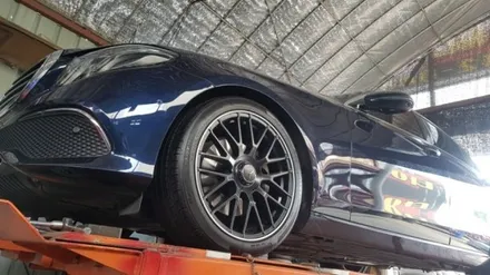 CLS AMG 19인치 래프리카 휠타이어 판매합니다  89만윈~109만윈 입니다 / 경기 포천 소흘