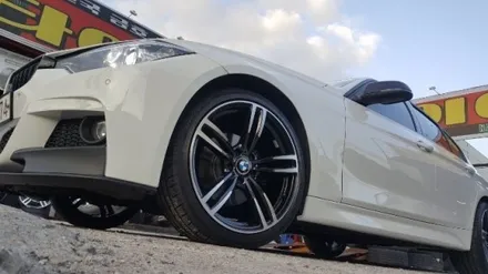 BMW M4 19인치 휠타이어 5시리즈 3GT 장착가능합니다 / 경기 포천 소흘