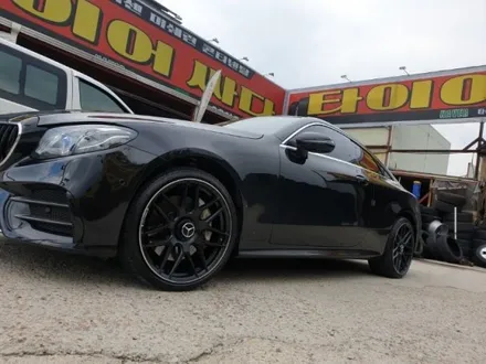 벤츠 AMG 퍼포먼스 20인치 휠타이어 판매합니다 E클래스 CLS 장착 99만원~109만원 / 경기 포천 소흘