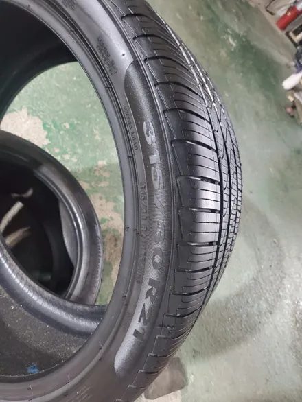 315 30 21 피렐리 P7 신토라토 올시즌 신품급 수준 중고타이어 2본 59만원 판매 벤츠Amg GT 포르쉐 파나메라 등등 사이즈 / 경기 포천 소흘