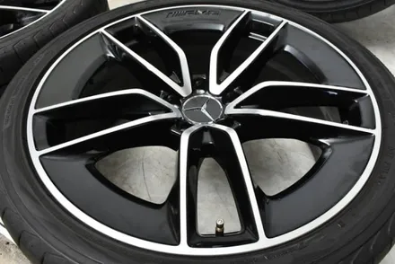 벤츠 CLS 53 AMG 정품 20인치 프론트 옵셋 한짝 판매합니다  벤츠 정품 맞습니다 / 경기 포천 소흘