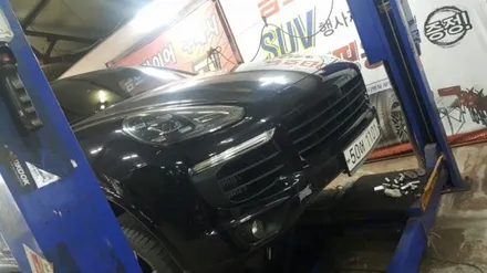 포르쉐 카이엔  미쉐린알파인스노우 타이어 장착 / 경기 포천 소흘