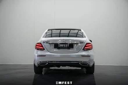 E클래스 (W213) PET 크리스탈 쉘 화이트 전체랩핑 / 광주 북구