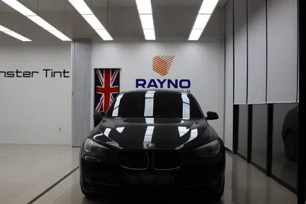 BMW 5GT 원흥동썬팅 레이노 공식대리점 신원점 열차단필름 작업 / 고양 덕양구 신원동