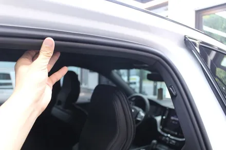 볼보 XC60 루마썬팅 버텍스 300 아이나비 블랙박스 Z5000 플러스 / 고양 덕양구 신원동