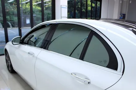 벤츠 W213 E300 덕양구 신원동 솔라가드 새턴 썬팅 재시공 / 고양 덕양구 신원동