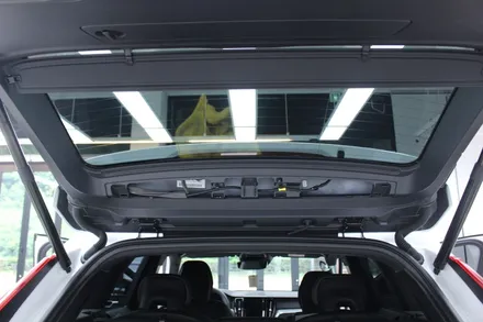 볼보 XC60 루마썬팅 버텍스 300 아이나비 블랙박스 Z5000 플러스 / 고양 덕양구 신원동