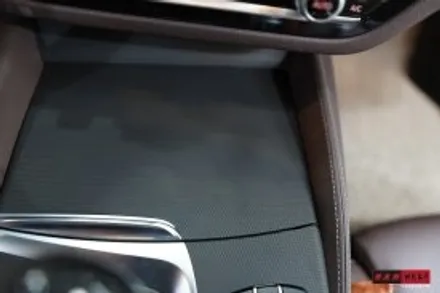 BMW5시리즈 실내랩핑 / 대전 태평동