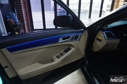 제네시스G80실내랩핑 실내우드랩핑을 통해 나이 들어 보이는 우드를 화사하게 바꿀 수 있다면?? 시흥에 위치한 퍼펙트카 랩핑샵에서 확인하세요~ / 시흥
