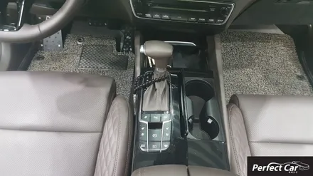 자동차 실내랩핑 잘하는곳 퍼펙트카에서 올뉴 K7 실내랩핑 K7실내래핑으로 우드,하이그로시부분의 손지문을 없에보아요! 안산실내랩핑잘하는곳퍼펙트카에서 맡겨보세요! / 경기 시흥