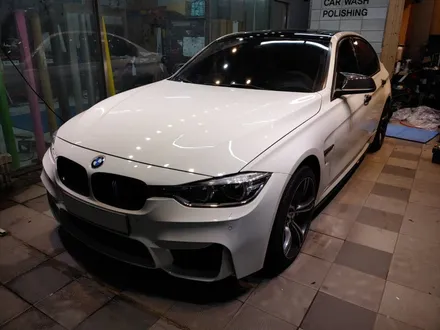 퍼펙트랩 bmw 320d [카본랩핑 / 부분랩핑 / 크롬죽이기 / 크롬랩핑 / 루프스킨 / bmw랩핑 / bmw부분랩핑 / m3바디킷 / 범퍼교환 / 머플러교환 ] 작업 후기 / 성남시 수정구 창곡동