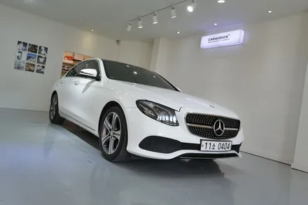 벤츠 e300 네비게이션 하나 더 추가해주세요! / 부산 금정