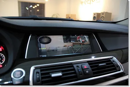 BMW GT 아이나비X1큐브 네비게이션 매립 / 부산 금정
