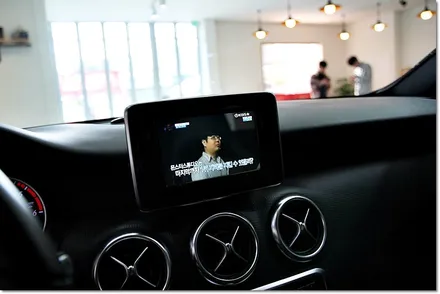 벤츠 a클래스 네비매립과 후방카메라 / 부산 금정
