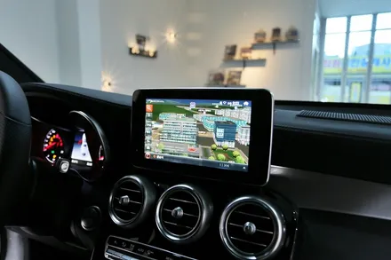 벤츠 glc 220d 아이나비 x3 인스톨 후기입니다. / 부산 금정