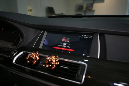 BMW GT 내비게이션 업그레이드, 무선 미러링 아틀란 T MAP 넷플릭스가 된다고? / 부산 금정