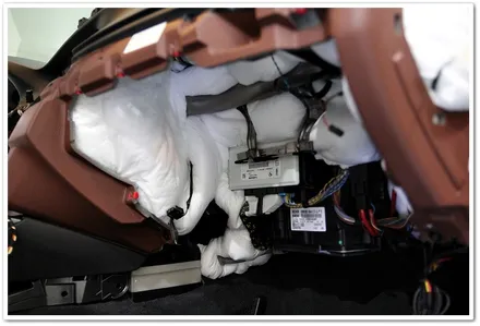 BMW 5시리즈 530D 자동차방음 패키지시공 / 부산 금정