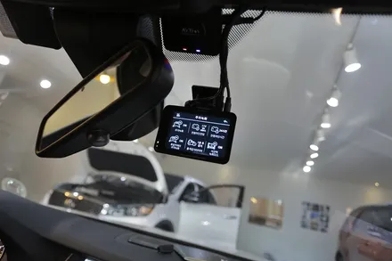 부산 블랙박스를 bmw m5에도 깔끔하게~! / 부산 금정