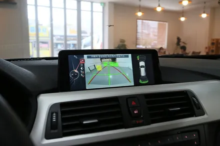 bmw 320d 내비매립합시다. 정말 편해요! / 부산 금정