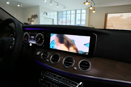 벤츠 E300 내비게이션 업데이트? 이제 아틀란으로! / 부산 금정