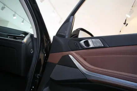BMW X7 스피커로 딱인 전용 제품 AVI로 바꾸면 좋은 이유 / 부산 금정