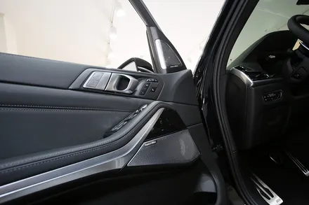 BMW X7 신차 구매 후 꼭 해야 하는 실내 튜닝 2가지는? / 부산 금정