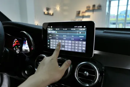 벤츠 glc 220d 아이나비 x3 인스톨 후기입니다. / 부산 금정