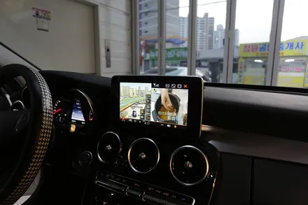 벤츠 C200 꿀팁, 불편함을 대신할 새로운 네비게이션 / 부산 금정