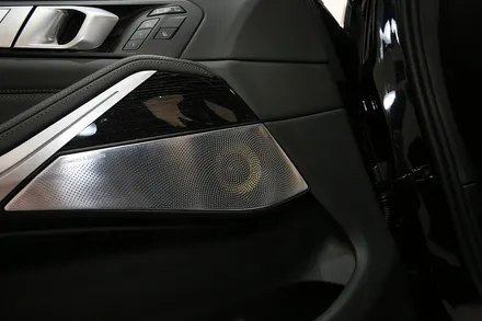BMW X7 신차 구매 후 꼭 해야 하는 실내 튜닝 2가지는? / 부산 금정
