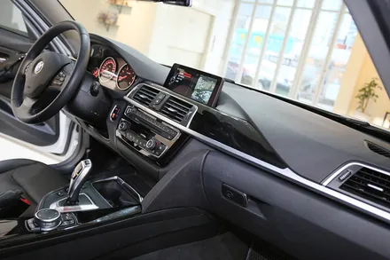 BMW F30 3시리즈 실내 냄새인 크레파스 정체는 여기입니다. / 부산 금정