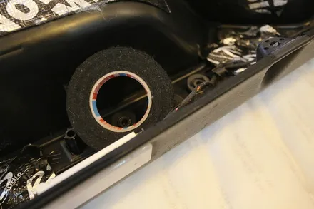 공명음과 떨림으로 고생하는 BMW X5 자동차 방음 작업기 / 부산 금정
