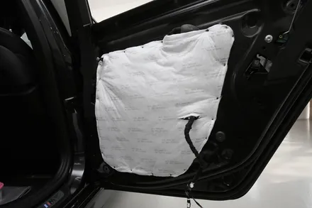 BMW G30 도어 방음! 한 번 오면 단골 되는 곳, 520i 도어 잡소리 및 풍절음 차단 솔루션 / 부산 금정