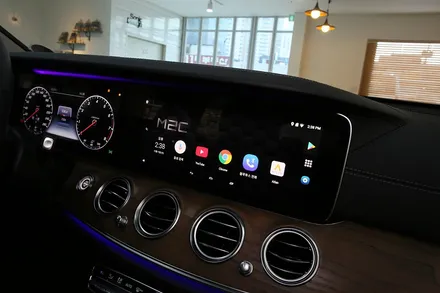 벤츠 E300 내비게이션 업데이트? 이제 아틀란으로! / 부산 금정