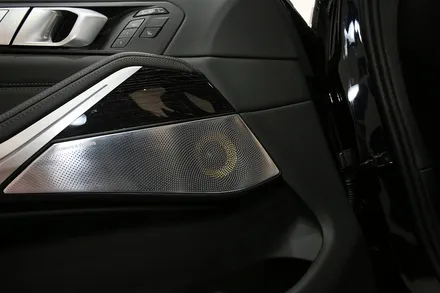 BMW X7 바우어앤윌킨스 B&W 회오리 커버와 카오디오 튜닝 / 부산 금정