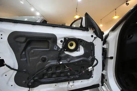 BMW F06 6시리즈 M6 B&O  포칼 카오디오 튜닝, NBT 안드로이드 올인원, 애플 카플레이 동시 시공 / 부산 금정