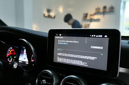 벤츠 glc 220d 아이나비 x3 인스톨 후기입니다. / 부산 금정