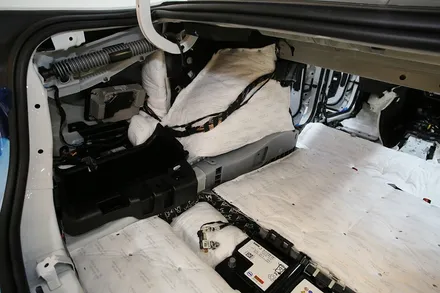 부산 BMW 530i 전체 차량 방음, 한층 강해진 정숙성! / 부산 금정