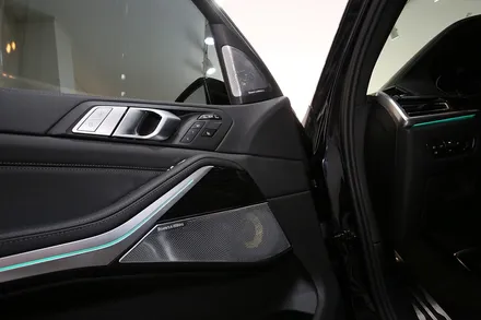 BMW X7 신차 구매 후 꼭 해야 하는 실내 튜닝 2가지는? / 부산 금정
